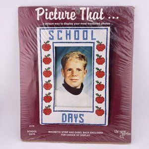 COUNTED CROSS STITCH KIT PHOTO FRAME PICTURE THAT~School Days New Berlin Co